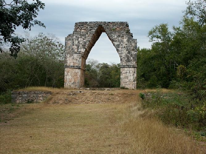 Arco em Kabah